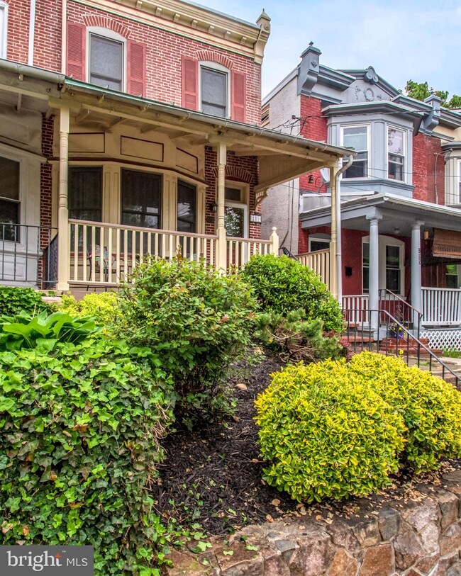 219 W 17th St, Wilmington, DE 19802 - photo 2