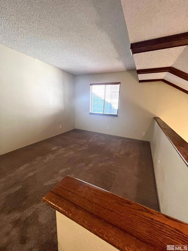 1465 E Peckham Ln unit 24, Reno, NV 89502 - photo 7