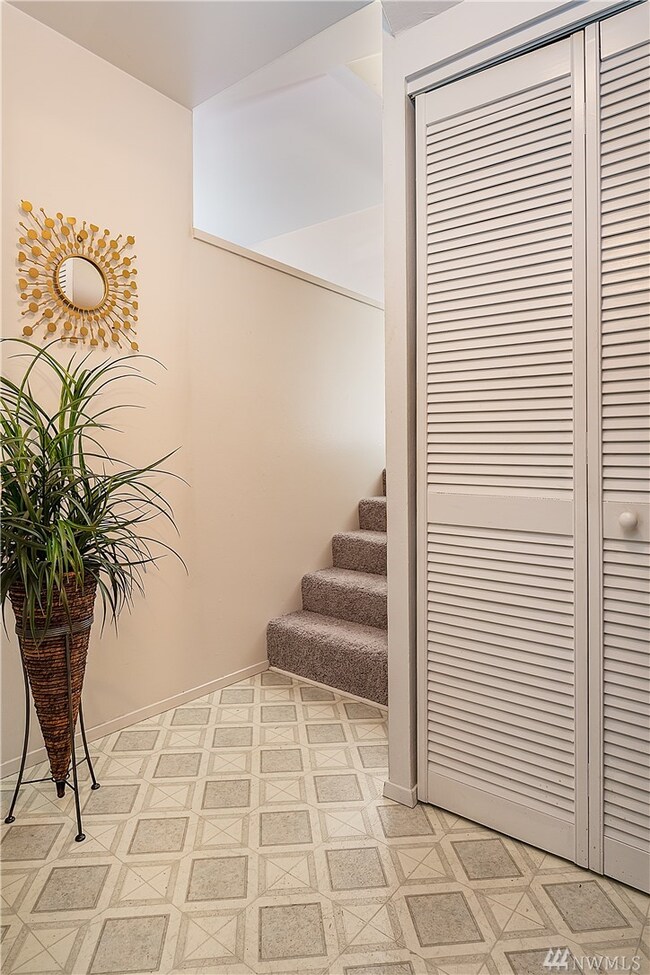 8105 46th Place W unit B3, Mukilteo, WA 98275 - photo 4