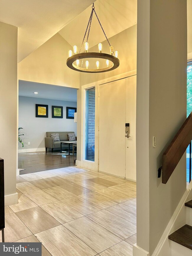 3323 Mantua Dr, Fairfax, VA 22031 - photo 5