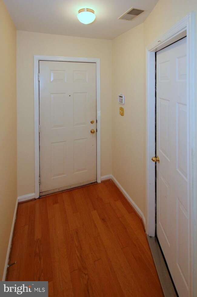 3822 Eaves Ln unit 134, Bowie, MD 20716 - photo 2