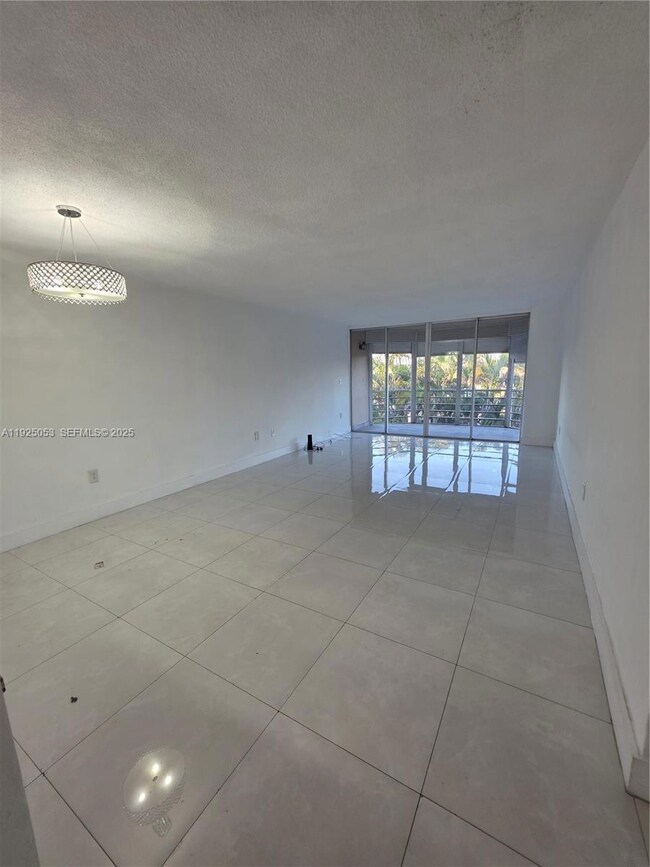 1351 NE 191st St unit E420, Miami, FL 33179 - photo 7