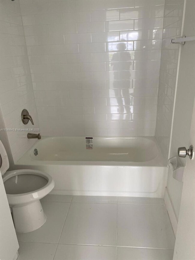 1750 NW 27th Ave, Miami, FL 33125 - photo 5