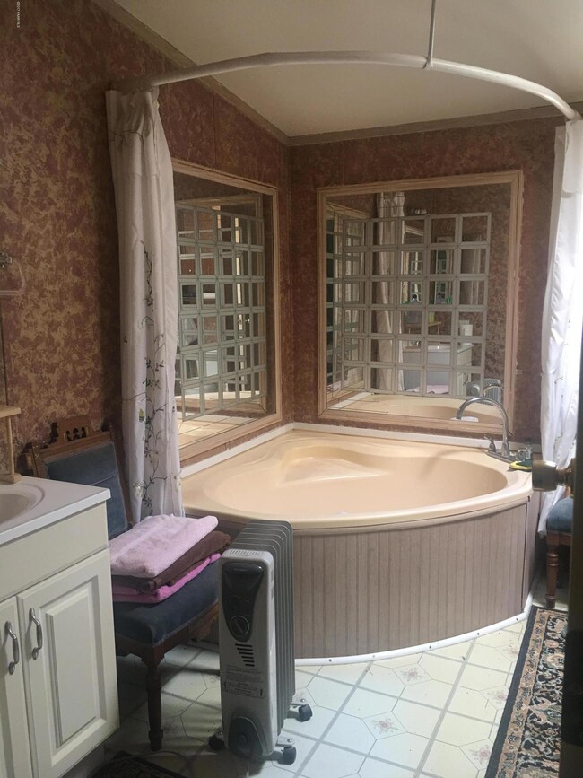 24250 N Los Angeles St, Paulden, AZ 86334 - photo 7