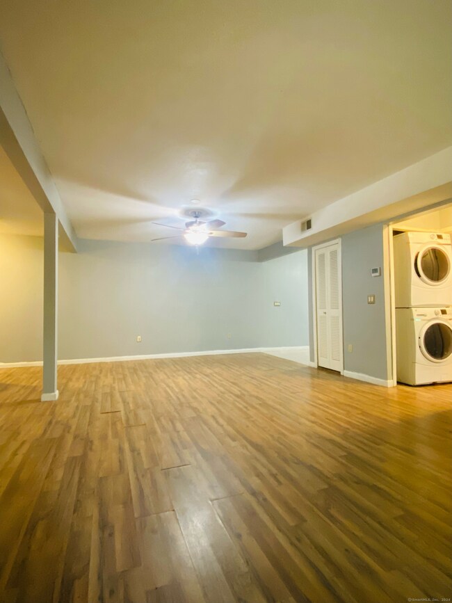 507 Twin Circle Dr unit 507, South Windsor, CT 06074 - photo 6