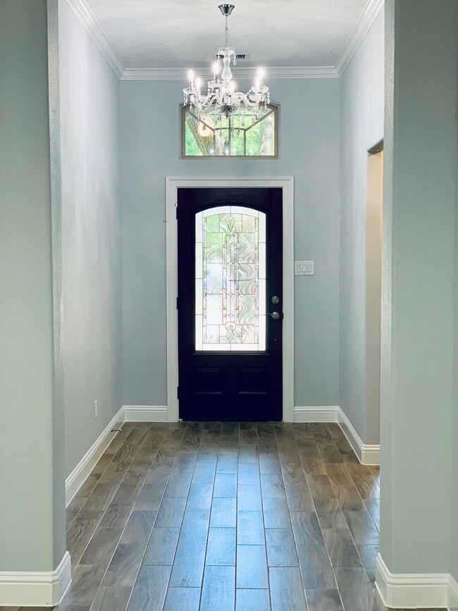 1049 Reverend b j Lewis Dr, Houston, TX 77088 - photo 4