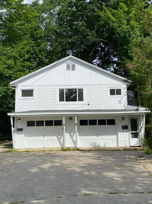 42 Lenox St, Sanford, ME 04073 - photo 2