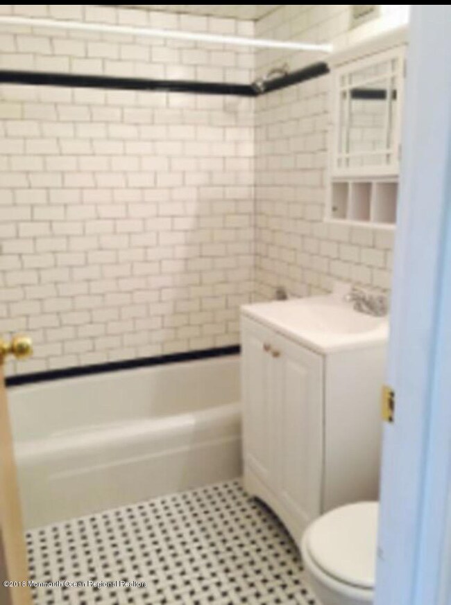 808 23rd St unit 3rd Floor, Union City, NJ 07087 - photo 7