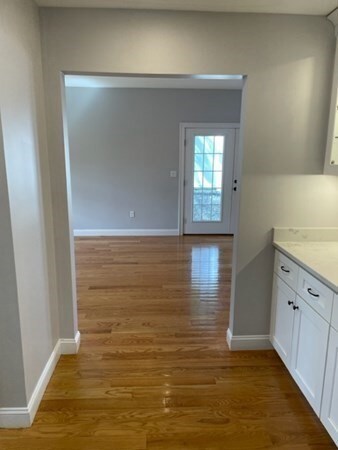 5 Hart St unit 1, Wakefield, MA 01880 - photo 4