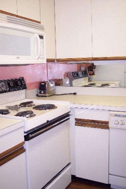 Kitchen Left Side