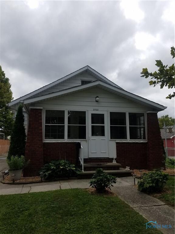 2920 121st St, Toledo, OH 43611 - photo 2
