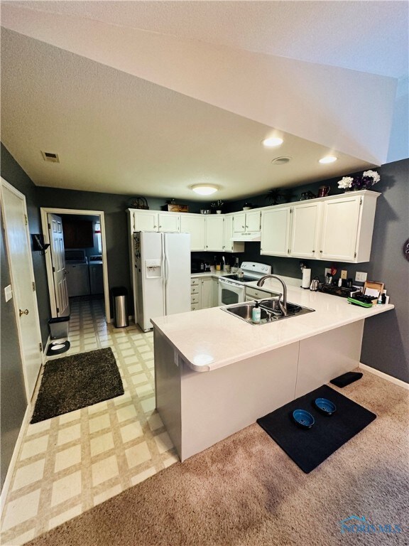 Open kitchen