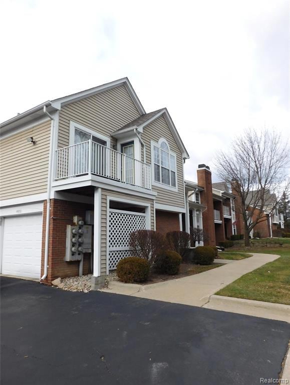 44872 Marigold Dr unit 338, Sterling Heights, MI 48314 - photo 2