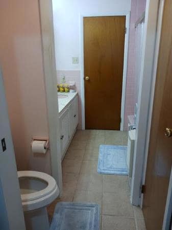 4426 N Church St, Whitehall, PA 18052 - photo 5