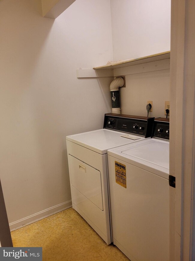 23392 Black Oak Ct, California, MD 20619 - photo 7