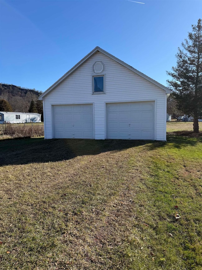 21 Lakes End Ln, Wells, VT 05774 - photo 2