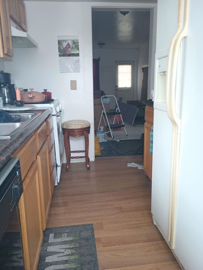 32 Exchange St SE, Grand Rapids, MI 49548 - photo 4