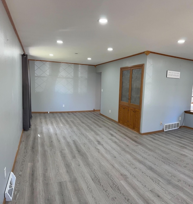 15837 W Robin Rd, New Berlin, WI 53151 - photo 5