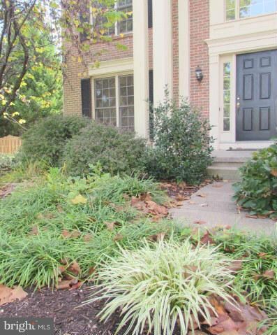 2820 Cleeve Hill Ct, Woodbridge, VA 22191 - photo 4