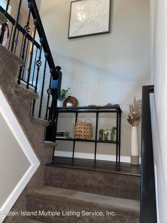 219 Katan Ave unit B, Staten Island, NY 10308 - photo 6