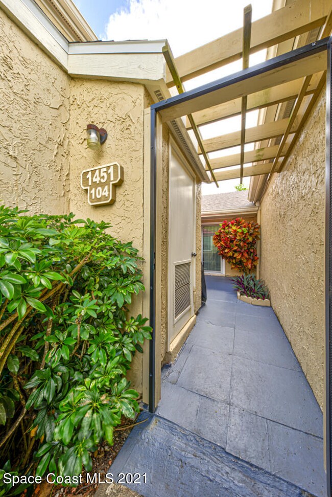 entrance to courtyard