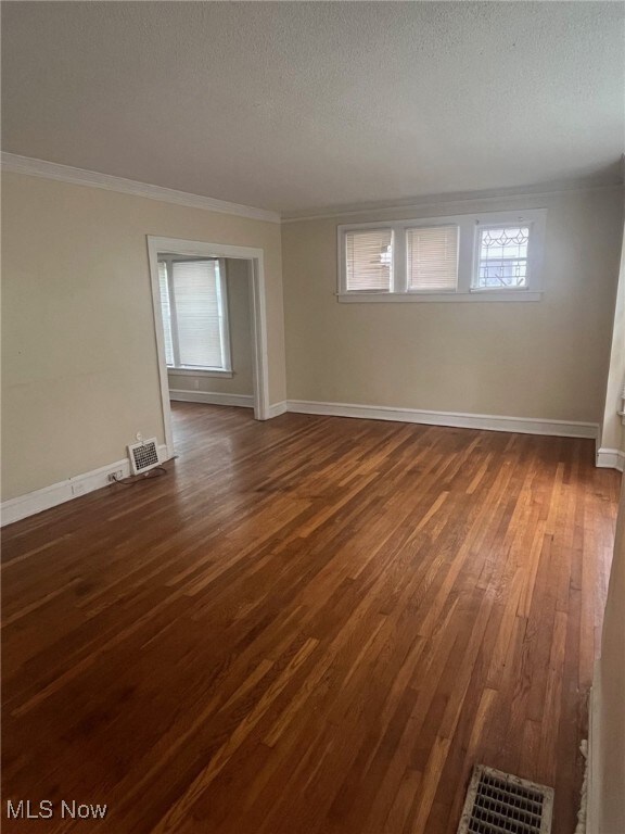 3286 Yorkshire Rd, Cleveland Heights, OH 44118 - photo 6