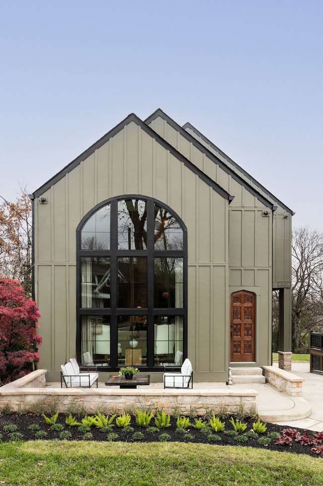 927 Curdwood Blvd, Nashville, TN 37216 - photo 2