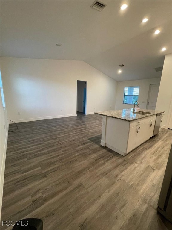 8027 Buttercup Cir, Labelle, FL 33935 - photo 4