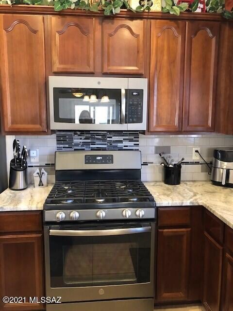 Gas stove
