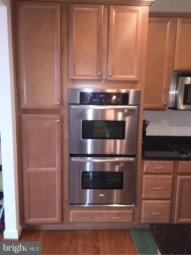 510 Bolin Terrace, Upper Marlboro, MD 20774 - photo 2