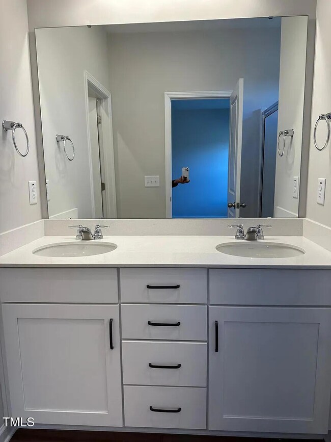 3413 Oak Pass Dr, Raleigh, NC 27610 - photo 7