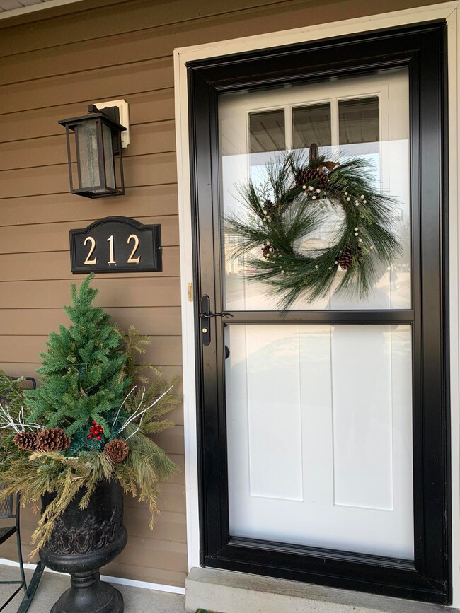 212 Bridgeside Dr, Nicholasville, KY 40356 - photo 4