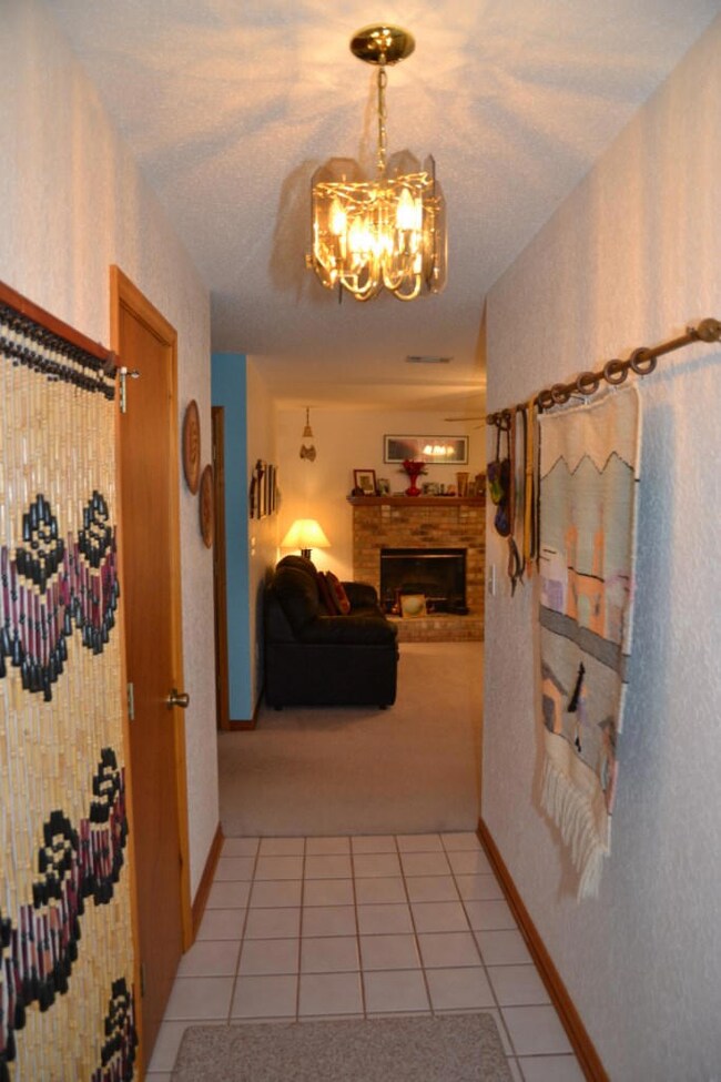 102 Oakcrest Dr, Crestview, FL 32539 - photo 5