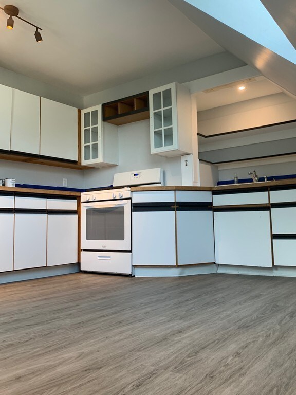 37 Middlesex Ave unit 3, Swampscott, MA 01907 - photo 2