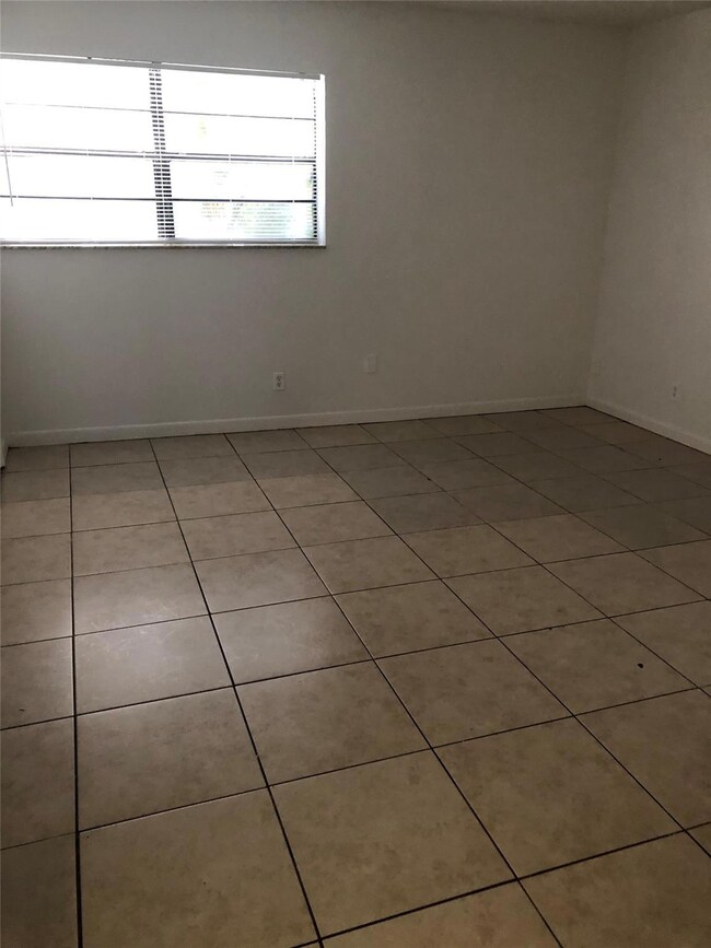 3750 NW 115th Way unit 41, Coral Springs, FL 33065 - photo 4