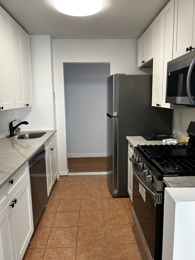 Springville Heights Condominiums, Staten Island, NY 10314 - photo 5