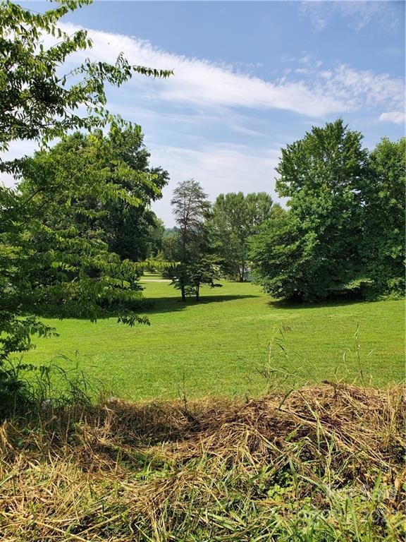 114 Hannah Sue Ct unit 5, Harmony, NC 28634 - photo 6