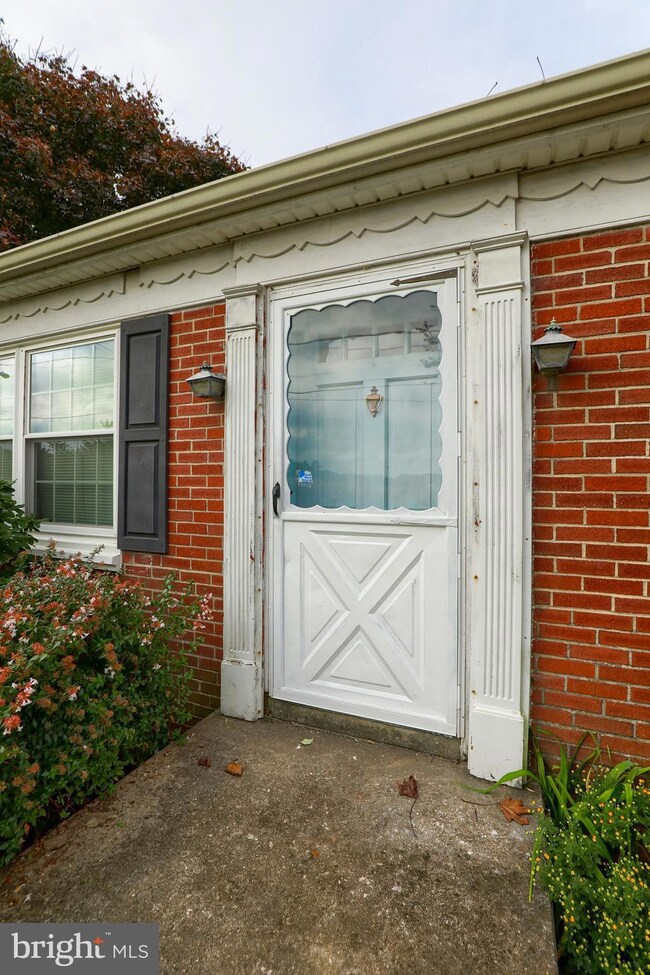 48 Brethren Church Rd, Leola, PA 17540 - photo 3