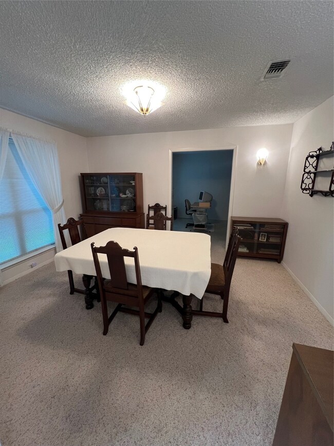 1802 Hawthorn Dr, Richmond, TX 77469 - photo 3