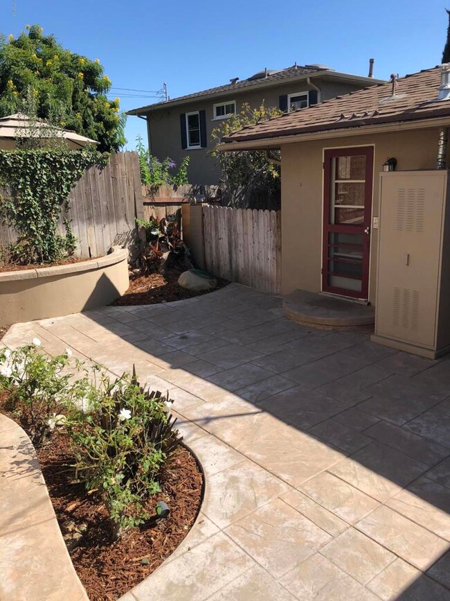 A476091B-26B3-46C4-8FC5-7D33DCEE61C9