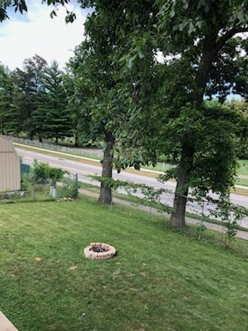 1727 Americus Dr SE, Cedar Rapids, IA 52403 - photo 3