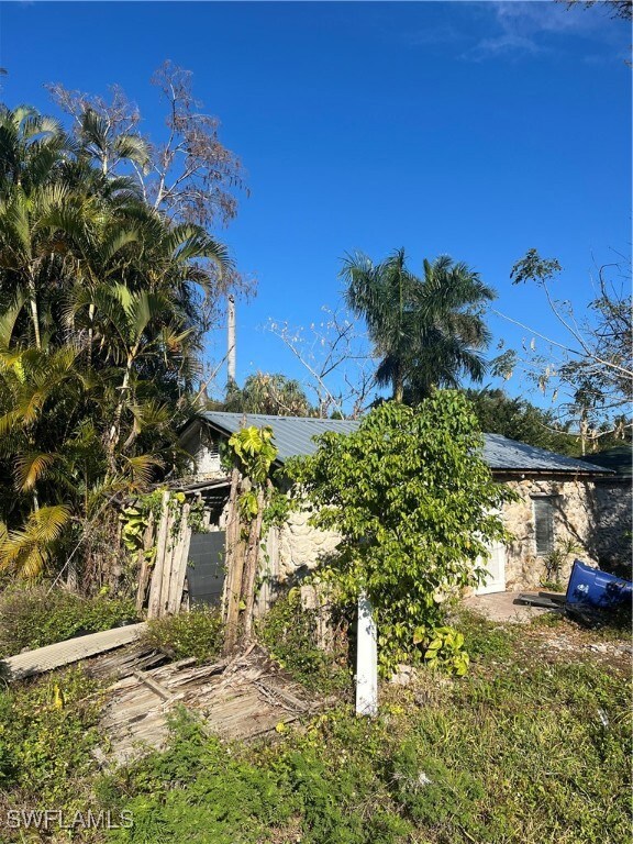 View of side of home