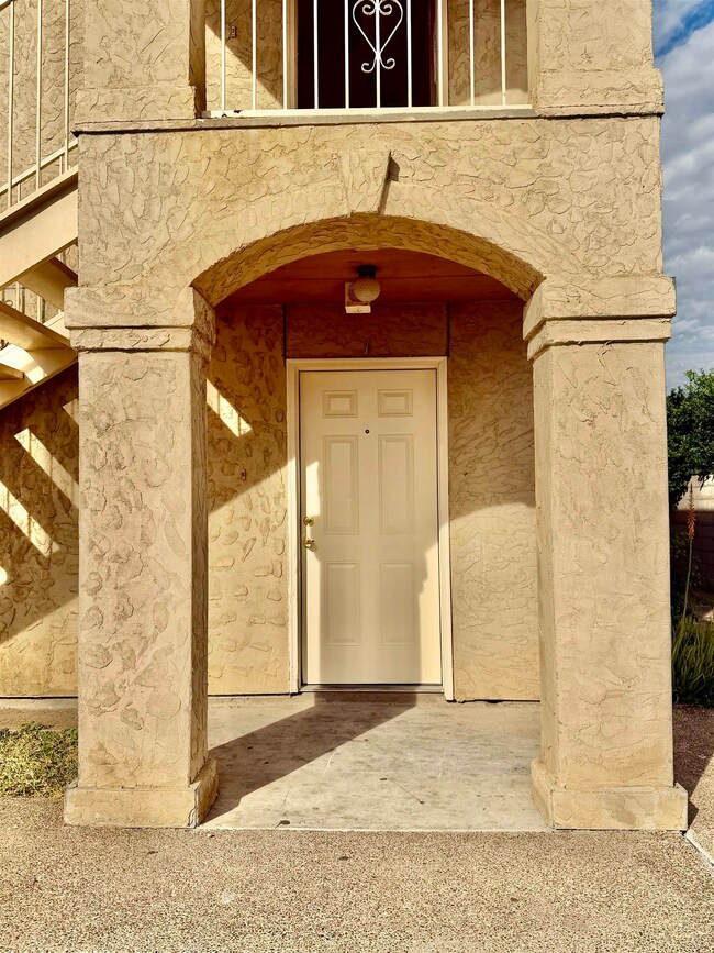 206 E Canal St unit 1, Laredo, TX 78041 - photo 2