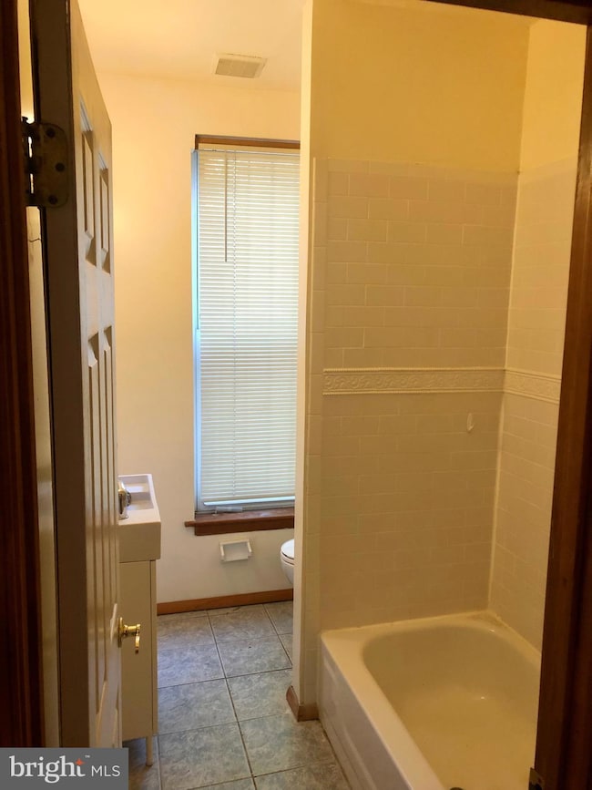 1401 12th St NW unit 1, Washington, DC 20005 - photo 3