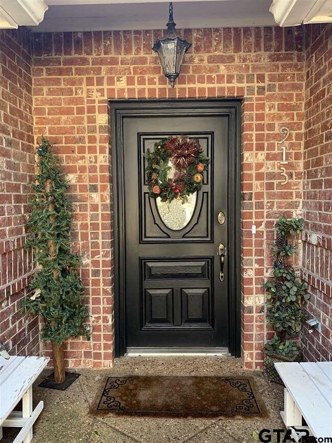 913 913 Beth Dr, Tyler, TX 75707 - photo 3