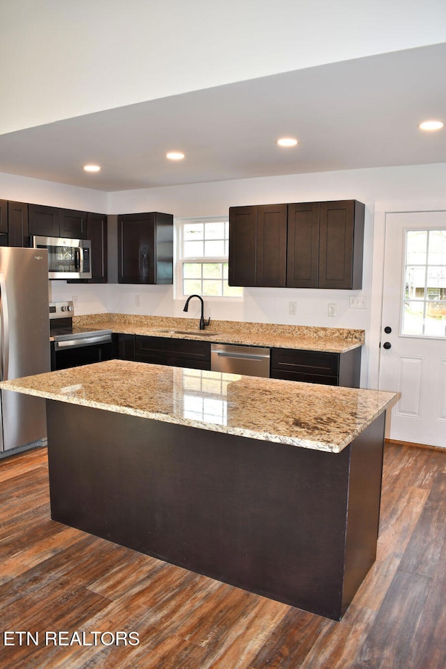 1727 Norlil Rd, Sevierville, TN 37876 - photo 6