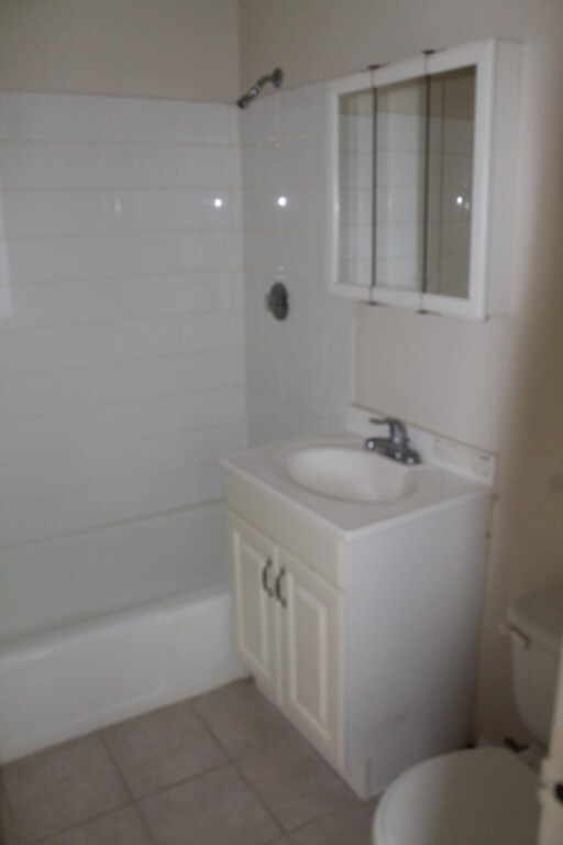 52 Shrewsbury Green Dr unit I, Shrewsbury, MA 01545 - photo 4