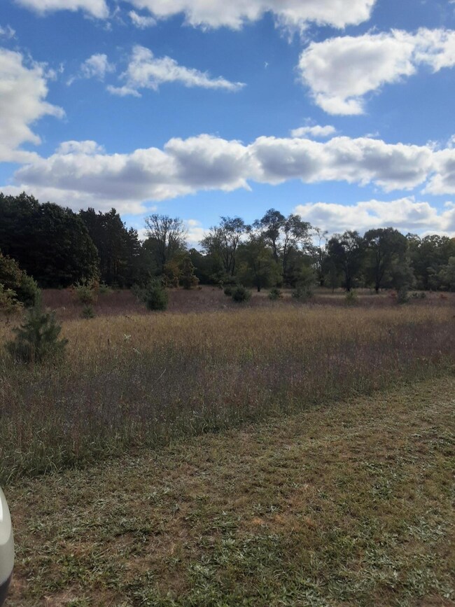 604.9 E.Van Deinse Ave.