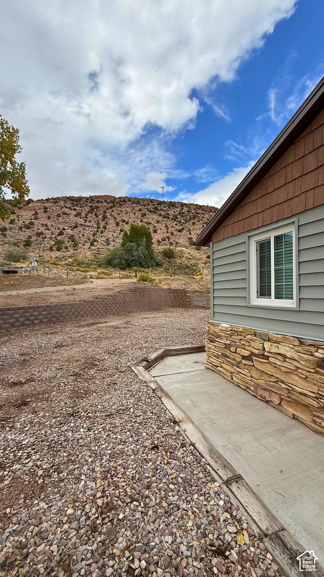 94 W 3rd N, Manila, UT 84046 - photo 3