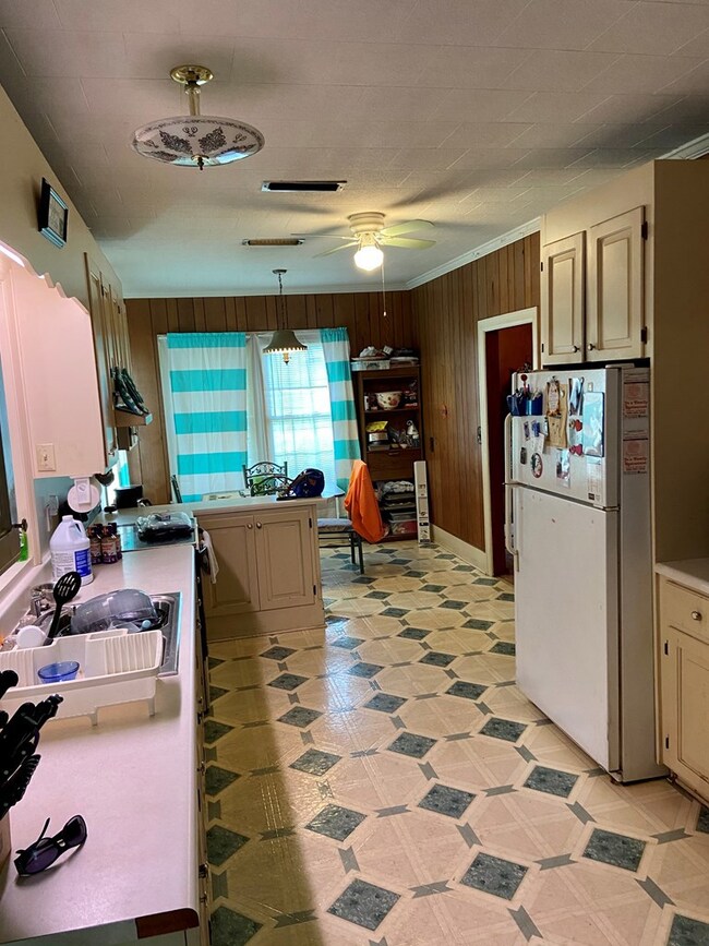 700 E 5th St, Donalsonville, GA 39845 - photo 7